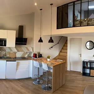 Spacieux Duplex, Vue Et Belle Terrasse Hyères
