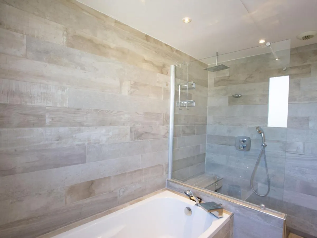 Apartment Les Jardins Du Luxembourg By Interhome Hyeres